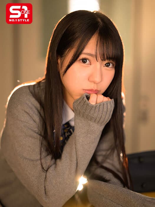 SIVR-411 【VR】被学生浅野告白的次数，三年间达15次…“哪怕只有一次也好…”在空无一人的校舍里，依依不舍地沉溺于那唯一一次犯错的两人毕业典礼 浅野心