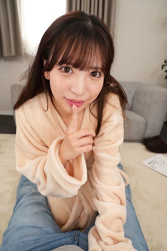 VRKM-1390 【VR】8K重制版VR！真实AV男优体验！拍摄中因勃起等待导致VTR暂停！陷入绝境的你，天使般的小那海绫为你做的真正H的事情