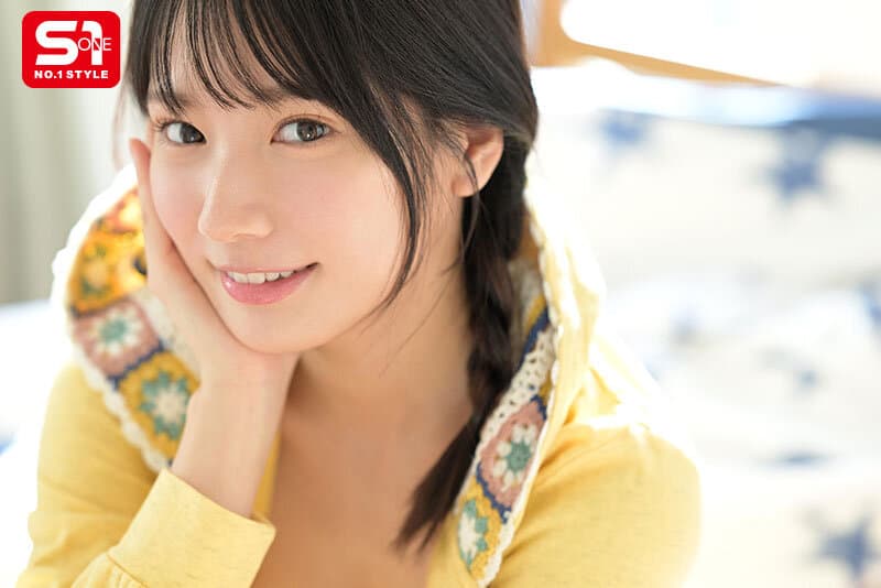 SIVR-405 【VR】尽情畅聊、开怀大笑、每天亲热…与只对我展现俏皮自然一面的可爱年下女友，享受心灵相通的超浓密恩爱同居生活 榊原萌