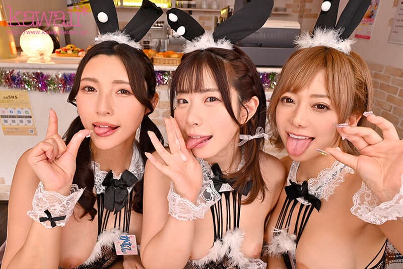 KAVR-414 【VR】成人兔女郎咖啡厅＜饥渴肉食兔女郎与素食系男子＞像鬣狗般围绕肉棒蜂拥而上，被痴女啃至骨髓的逆后宫4P 森泽佳奈 沙月惠奈 有村望