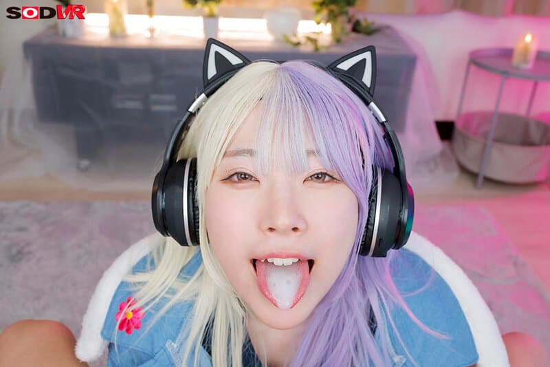 DSVR-1608 【VR】【8K】疯狂打赏后，与热门主播线下约会成功！我的“小兄弟”太给力，让她高潮连连！！ 皆月光