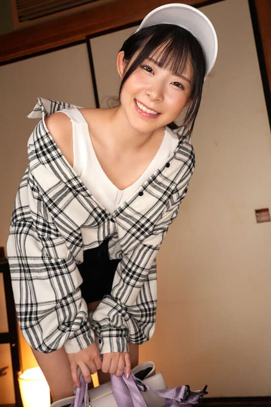 SAVR-546 【VR】うねる舌先と生の名器で求愛されてしまったら…嫁なんて忘れてしまう。10年来のセフレと最後の小旅行、終始僕を離さない濃厚で能動的な夜