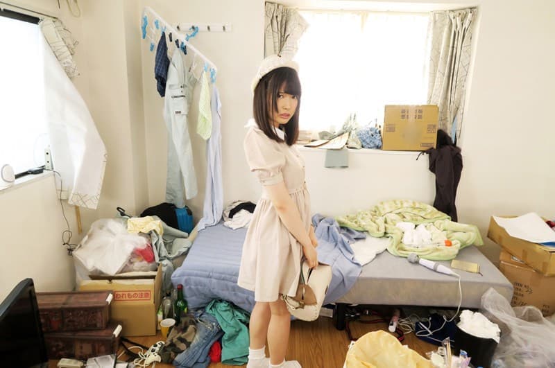 WPVR-187 【VR】「出しても出しても勃起チ●ポが治まらねぇ！」非モテ絶倫オヤジが清純ビッチな家出ムスメを『オジサン気持ちいいよぉ…お願いもう挿れて』と涙目で懇願させてイキ狂いさせる神クンニとガッツキSEX 美甘りか