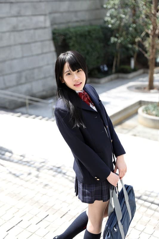 POBF-007 【VR】208分 12人！ボリューム満点 真面目そうな顔をしているウブな女子●生との密着セックス2