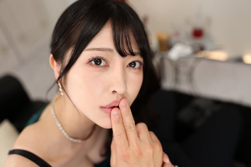 VRKM-1077 【VR】これぞ8K VR！！顔面偏差値が高いキャバ嬢とアフターでホテル密会 森日向子