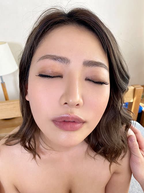 KIWVR-260 【VR】家事代行サービスで来たギャルの【パンチラ＆ルーズソックス】にムラムラ我慢できずにバックでいきなり即ハメ！黒尻ギャルと【中出し】【尻射】【顔射】SEX かなこ