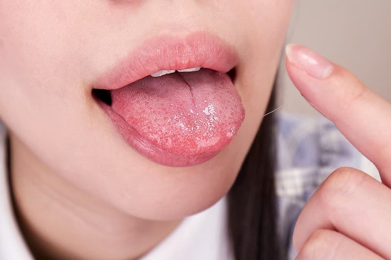 SAVR-115 【VR】これは…間違いなく痴女られる予感。後輩の危険的なフェロモン誘惑にボクはただベロチュウすることしか出来なかった。 美波こづえ