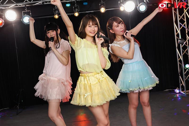 DSVR-929 【VR】ライブ後に慰めてたら泣いちゃった…おパンツ丸見え大失態の幼馴染地下アイドルと泣き顔セックス 松本いちか