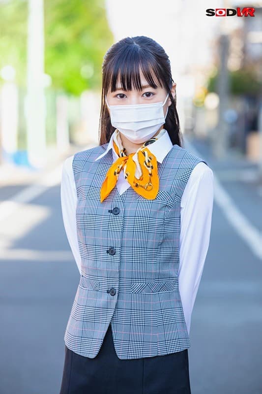 DSVR-954 【VR】〈ビンタ?イラマ?ごっくん?4P〉マゾ素人を乱暴に調教 この地味女が今、セルフイラマしてます 捧さん（23）