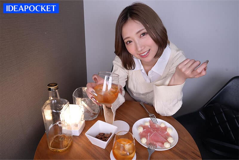 IPVR-224 【VR】「今夜は帰りたくない…」 酔って甘えん坊スイッチオンの?加美杏奈?をお持ち帰り！！ ワンナイトエッチ 8K VR