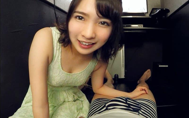 CAFR-233 【VR】乱入！ハプニング個室ビデオ 枢木あおい