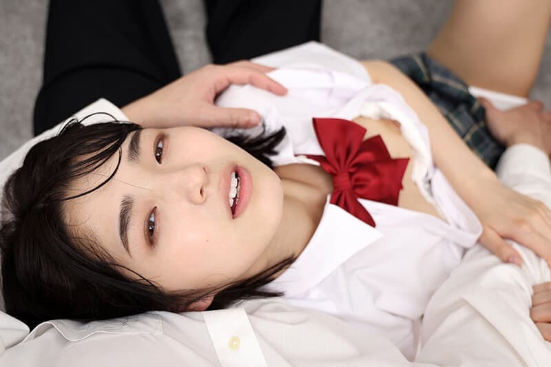 VRKM-689 【VR】顔面特化アングルVR ～元気な幼馴染に「ロッカーの中」で励まされてイチャラブSEX～ 倉本すみれ