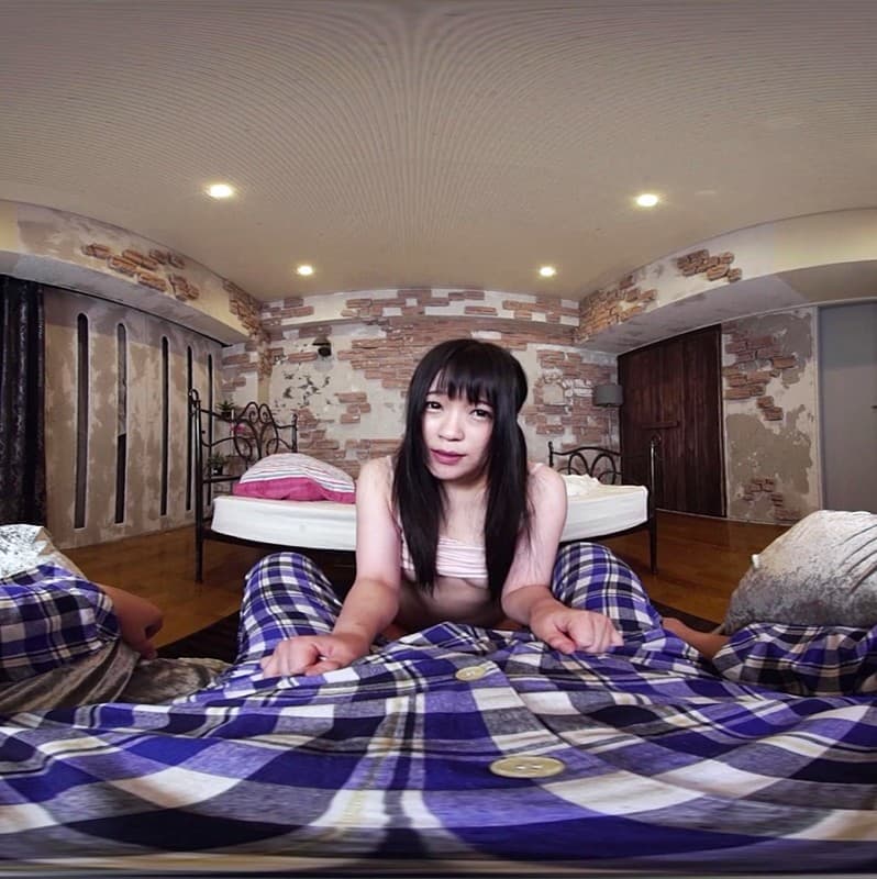 AVVR-218 【VR】アナタの指でイクっ◆おもちゃでイカせて 南梨央奈