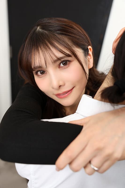 SAVR-663     【VR】愛人の脚線美にひたすら翻弄される1泊2日。魅惑で溢れる黒パンスト美脚に搾精され続けた。 花衣つばき