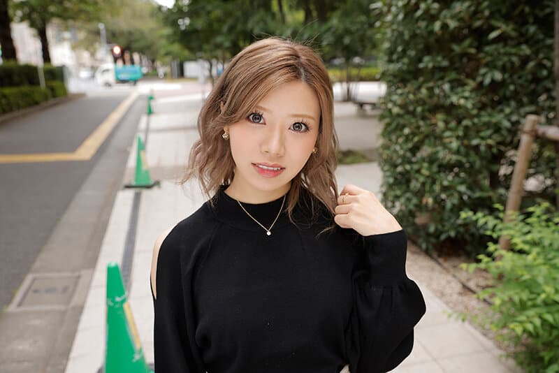 URVRSP-212 【VR】潮無双な超早漏体質ギャルの男漁り 逆ナンパ汗だくカーセックスで知り合った絶倫の僕をホテルで何度もエンドレス生中出しSEX！！ 結菜さき