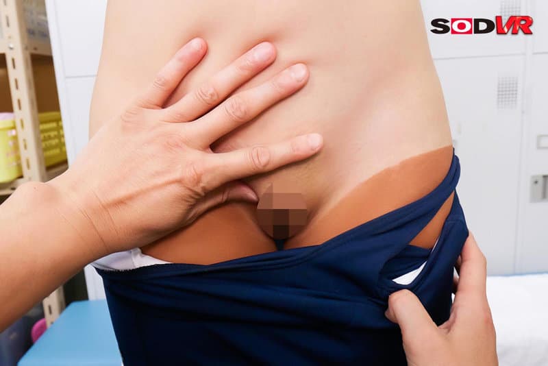 DSVR-1036 【VR】プールの後の更衣室。日焼けした女の子とわいせつ