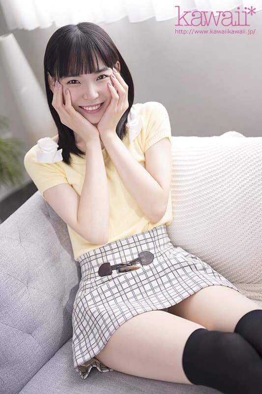 KAVR-211 【VR】教え子のえちえち誘惑に負けた僕は至近距離で見つめられながらだいしゅきホールド中出し 花詠陽菜