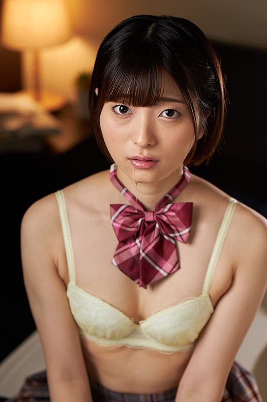 VRKM-214 【VR】欲求不満な女子校生と唾液交換 ヨダレほしさに逆￥交 中城葵