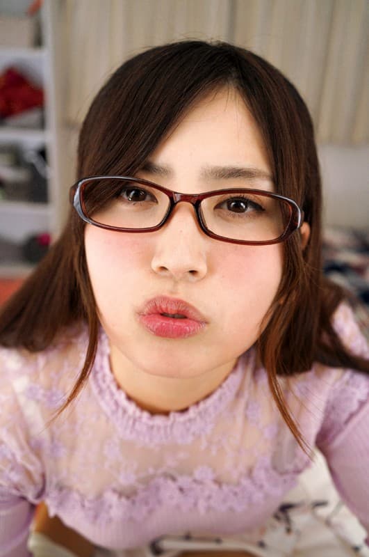 FRVR-014 【VR】メガネ巨乳の地味カノジョが恥じらいながら健気にエッチしてくれる 川崎亜里沙