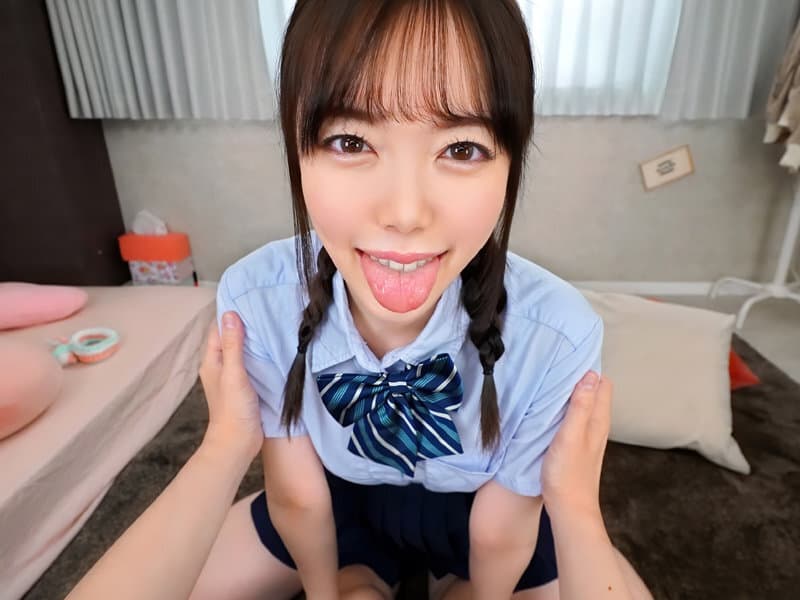 AJVR-128 【VR】特別にゴム外して生ハメOKしてくれた彼女との密着イチャラブ性交【中出し】何度も繰り返す接吻と超接近するオッパイ＆マン毛＆アナルと四つん這い尻モミと超?覆いかぶさり正常位と美尻突きまくりバックと密着対面座位と顔めちゃ近い超?覆いかぶさり騎乗位 百瀬あすか