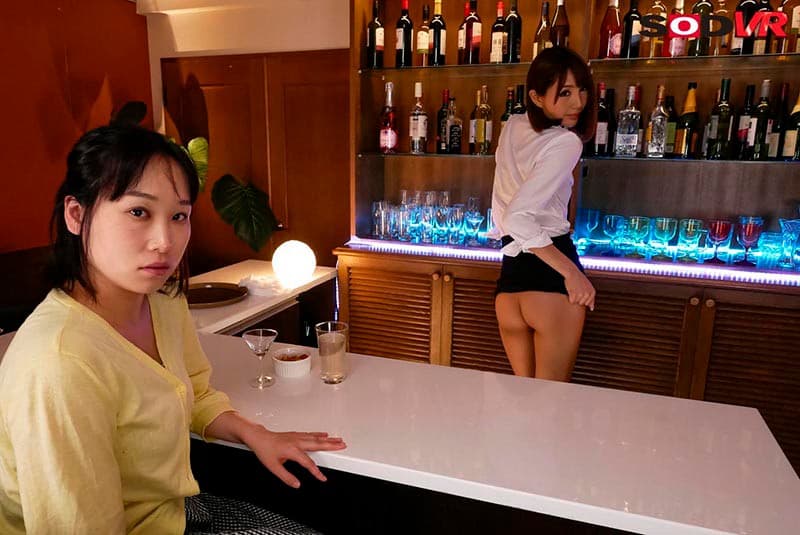 DSVR-570 【VR】【超時短誘惑中出し逆レ×プVR】180cm超モデル級高身長タトゥー美女バーテンダーに何度も彼女がいる前で誘惑され犯されまくるVR 佐藤エル