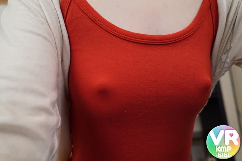 BIKMVR-092 【VR】友達のお母さんがノーブラで乳首ポッチになった美乳をチラつかせて童貞の僕を誘惑！？二人っきりになったのをいいことに僕の息子も可愛がってくれました。天音優莉