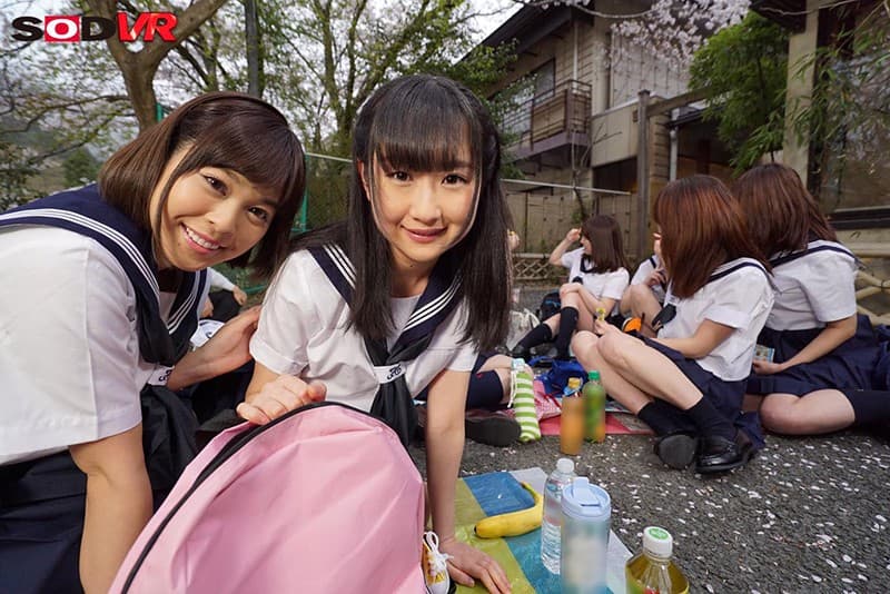 DSVR-269 【VR】めちゃモテ青春体験！修学旅行VR【長尺3時間?女風呂を心の目で覗き見した後、女子の部屋にしのびこんで片思いのあの子とコッソリSEX！さらに自分の部屋にもどって寝てたら、幼馴染みが逆夜這いしてきた1泊2日】