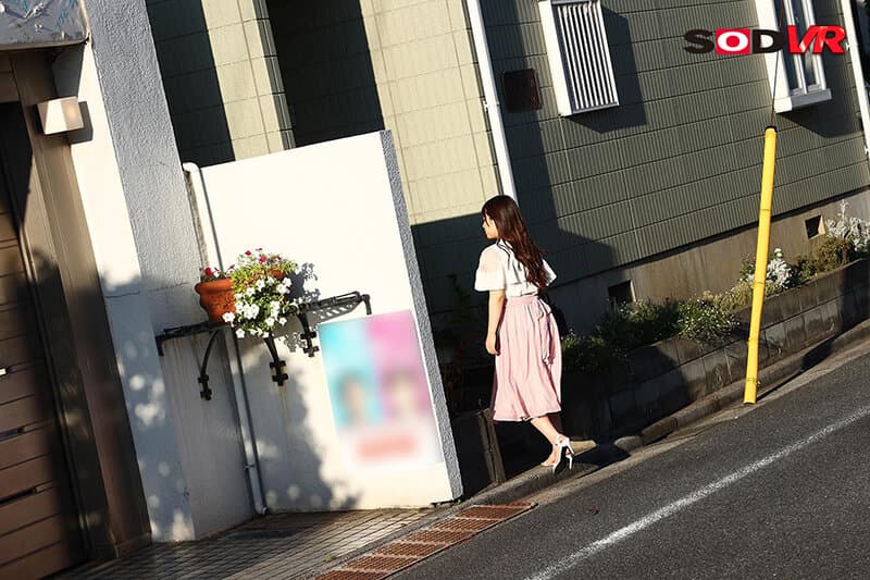 DSVR-1215 【VR】カーテンを閉めずに過ごす無防備な女子大生の自宅に不法侵入して強●中出し！