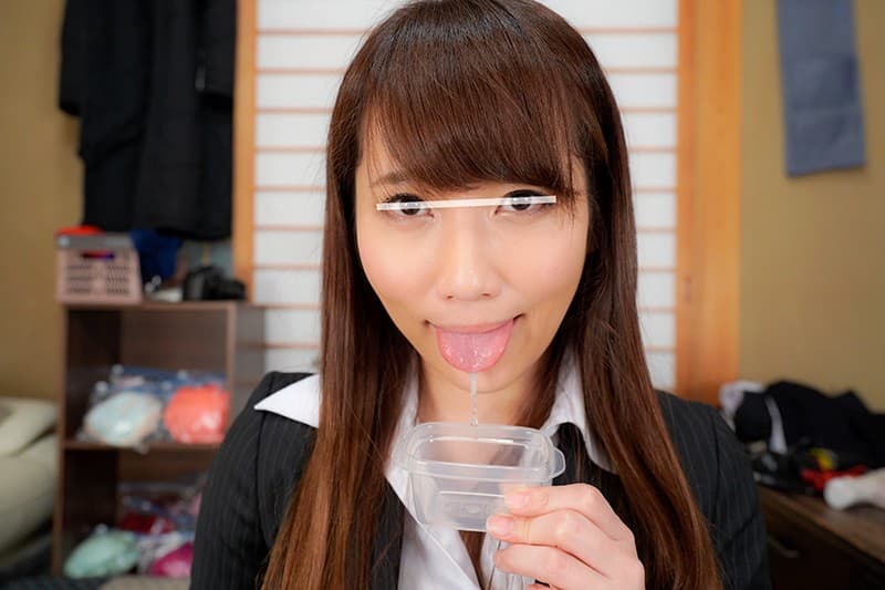 CLVR-045 【VR】会社帰りのOLがムレムレ生パンティにシミをつけ続けるVR 使用済み生下着マニアの僕の部屋にパンツを売りにやって来たOLにおマ○コをいじくらせてシミが付いていく様子をじっくり観察！パンティ着用したまま愛液ドロリ生ハメVR