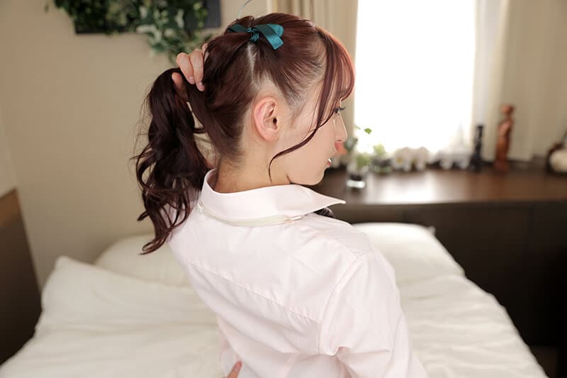 URVRSP-223 雅子りな【VR】マッチングアプリで出会ったイマドキJ○は童貞好きで優しかった件。りな