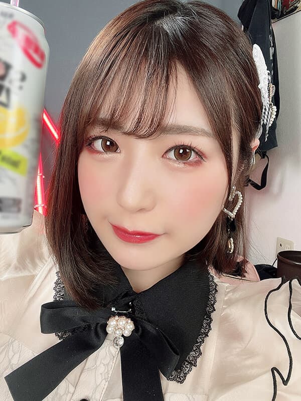 VRKM-725 【VR】地雷系女子VR ～猜疑心の塊のヒナミちゃん～ 目黒ひな実