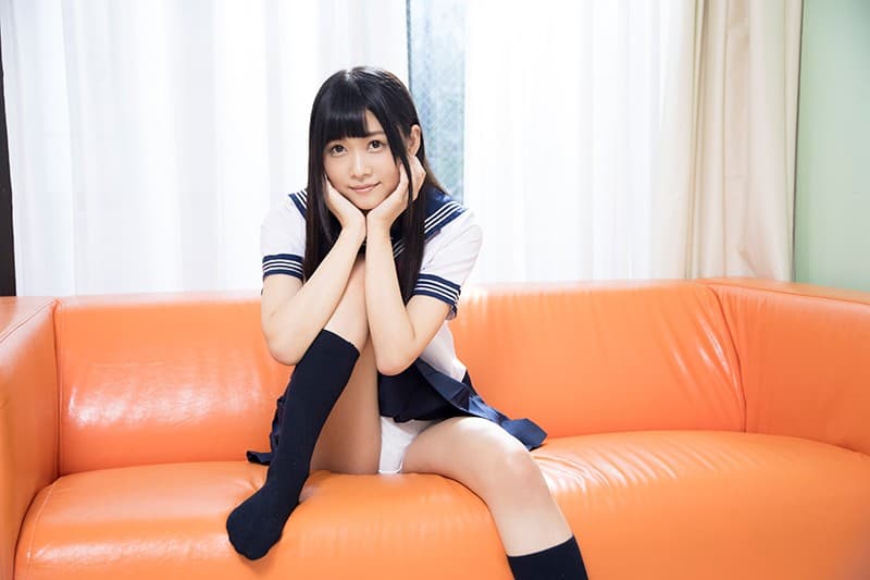 KIWVR-011 【VR】HQ超画質革命！ ブラコンで可愛すぎる妹は、体液ダダ漏れSEXがお好き（ハート） 山井すず