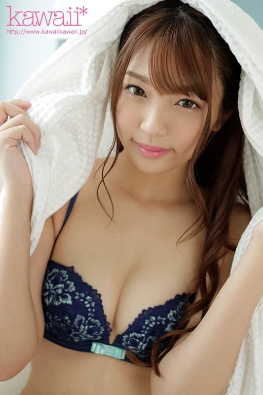 KAVR-151 【VR】僕の彼女は誰もが羨む大人気AV女優‘木下ひまり’ めちゃくちゃキス魔で甘えん坊で性欲も独占欲も強い…大好きな美脚とデカ尻でマウント取られて尻に敷かれまくりの超刺激的なイチャラブ同棲生活