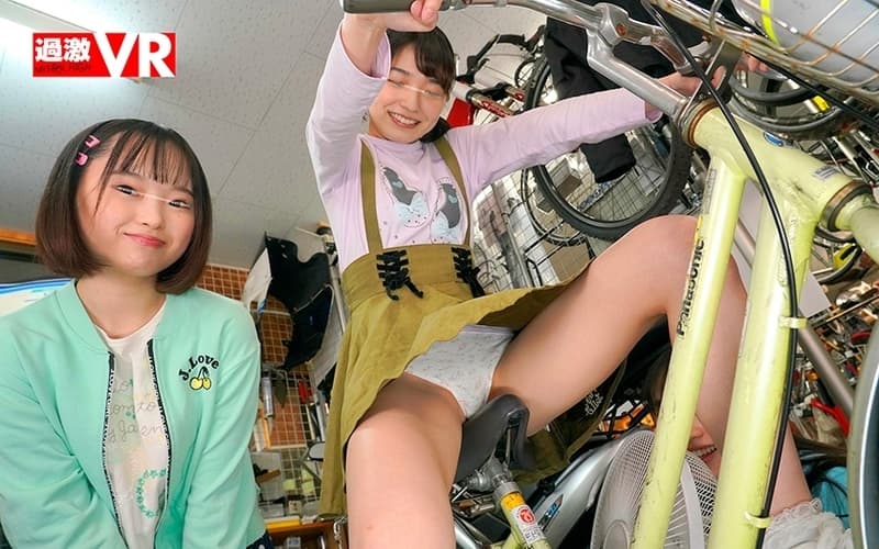 NHVR-174 神野ひな(神坂ひなの) 愛野ひなた, 倉本すみれ【VR】放課後ヘルメット少女とハーレムせっくす 【中出し5発】女学生の寄り道スポットになった僕の店（自転車屋）マセガキHOUSE-新学期特集号-