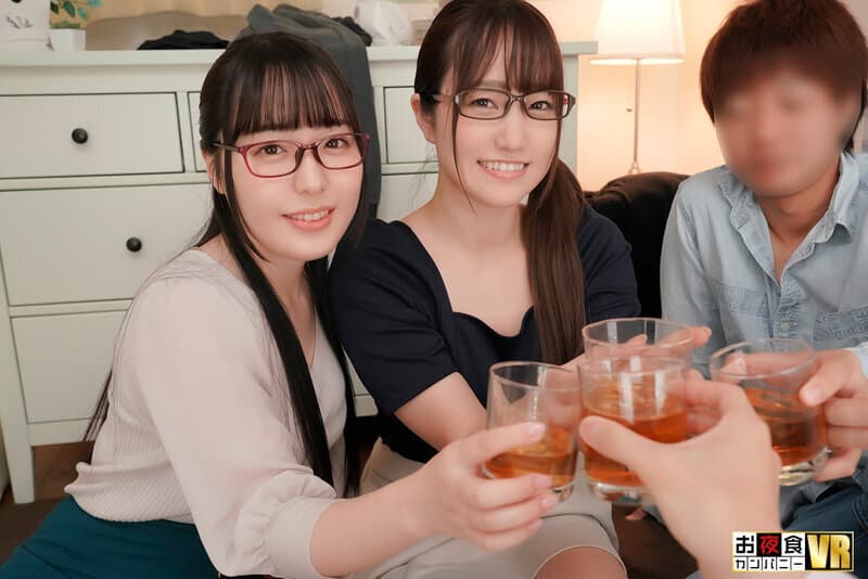 OYCVR-083 【VR】 思い切って勝手にAV化！超イケメンの友達が既にホロ酔いの地味巨乳女子大生連れてきて宅飲み！2 初めは乗り気でなかった地味巨乳女子大生をイケメンの友達が言葉巧みに口説き王様ゲームへ誘導！王様ゲームマジックなのか？それともお酒が回ったからなのか？地味…