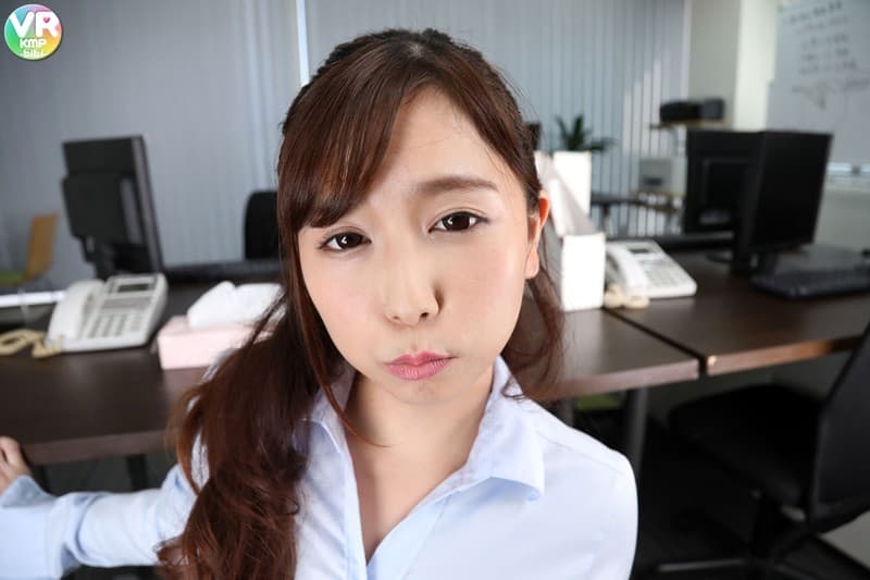 BIKMVR-028 【VR】【HQ版】バイブをマ●コに挿れたまま社内業務をしている淫乱爆乳女上司 笹倉杏