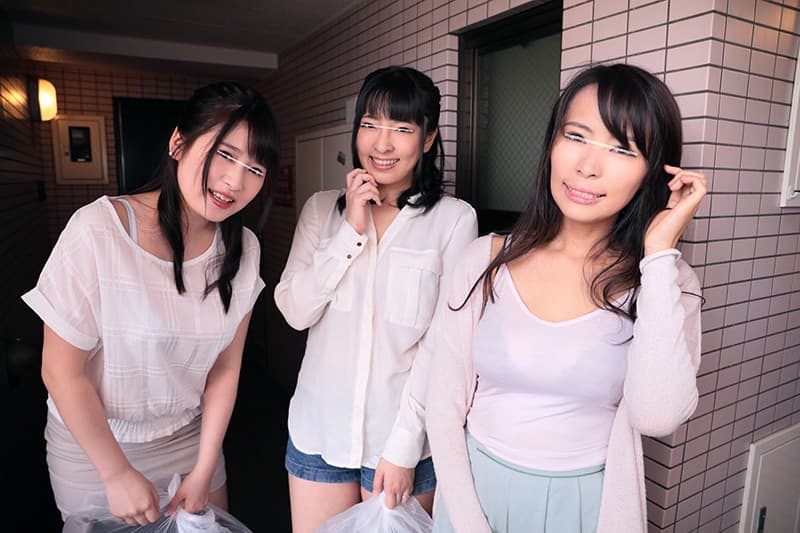 CLVR-084 【VR】社宅に住むボクが父の社員旅行中に近所の人妻の悩みを聞きながらあいづちを打っていただけで酒に酔った欲求不満な奥さんたちとまさかのエロ展開！！