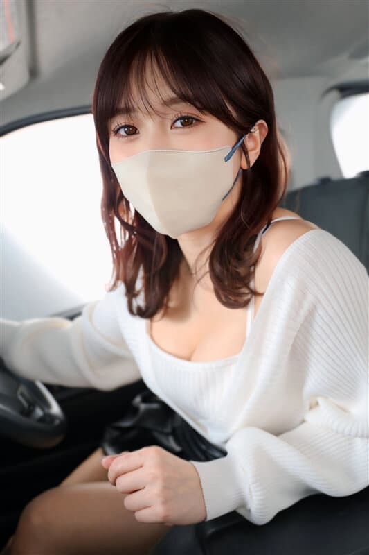 VRPRD-038 【VR】マルチ勧誘女が入会してくれたらSEXオッケー！？【美乳谷間のモデル系お姉さん】勧誘→直行カーセックス！マ●コから溢れんばかりの大爆潮！！契約なんて忘れて密室馬乗り鬼騎乗位がヤバすぎる！！！！