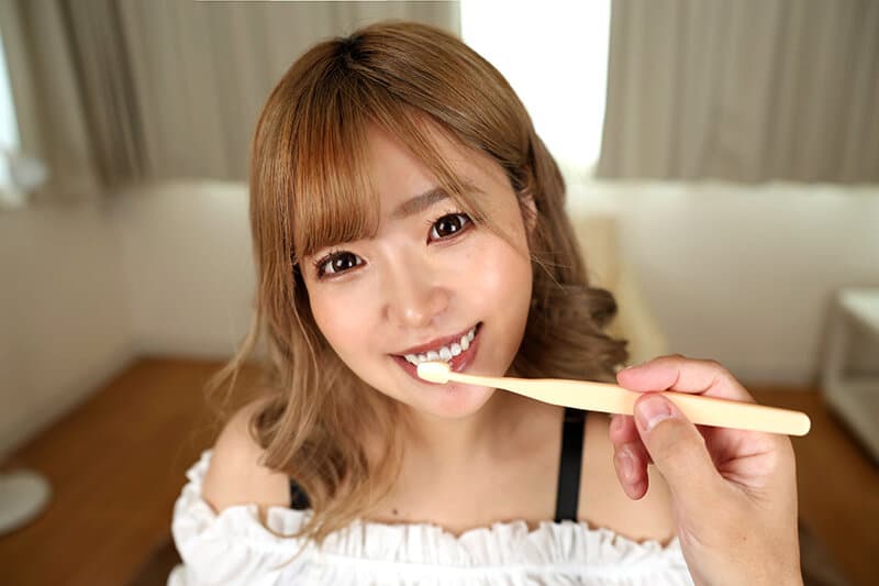 VRKM-1228 【VR】座位特化 ボクを離したくないギャルママの密着ホールド性交 椿りか