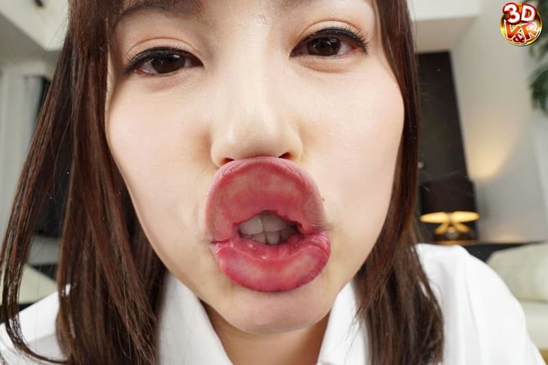 VRVR-033 【VR】「ねぇ…私のこと好き？」ほろ酔い状態の女上司が卑猥な唇でベロキス/耳舐め/唾液責め/濃厚フェラ/精子ごっくん！全身隅々まで体液舐め上げ密着生挿入！僕に抱きつきながら自ら腰を振り中出しを求めた！ 早川瑞希