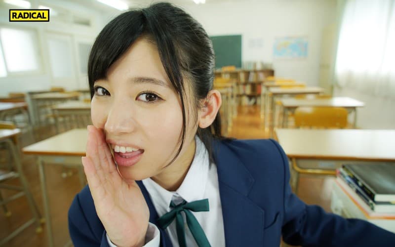 MANIVR-028 【VR】毎朝毎朝、他の生徒が登校してくるまでの数分間、お尻誘惑してくる教え子に勃起してしまい…。