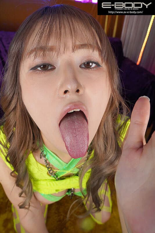 EBVR-110     【VR】媚薬シーシャで痴女覚醒 スタイル抜群のDJと異次元のトランスキメセク！連続7発射精させられたサイバーワールドVR 山城三日月