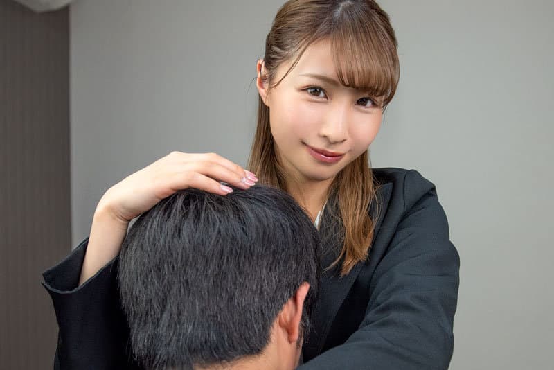 AQULA-002 【VR】世話焼き年上彼女とキスハグしまくり！幸せホルモン分泌されまくりのイチャラブセックス！ 三尾めぐ