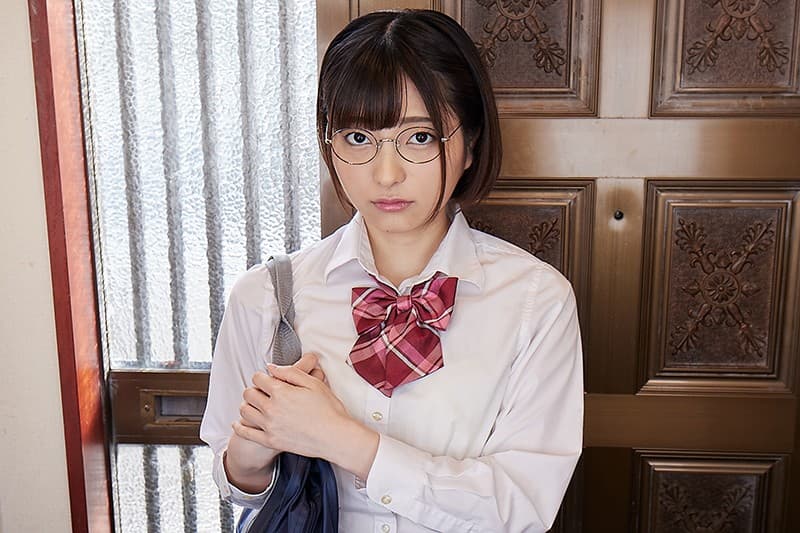 VRKM-214 【VR】欲求不満な女子校生と唾液交換 ヨダレほしさに逆￥交 中城葵