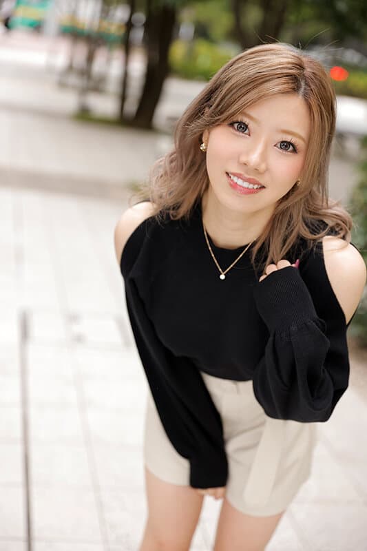 URVRSP-212 【VR】潮無双な超早漏体質ギャルの男漁り 逆ナンパ汗だくカーセックスで知り合った絶倫の僕をホテルで何度もエンドレス生中出しSEX！！ 結菜さき