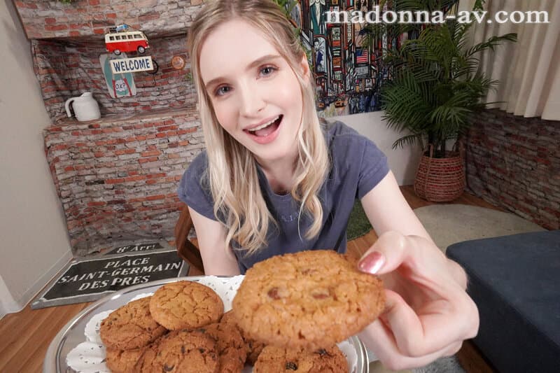 JUVR-139 【VR】挨拶代わりのキス、ノーブラで乳首ポッチ、ブロンド人妻と夢の同居生活。 ホームステイVR リリー?ハート