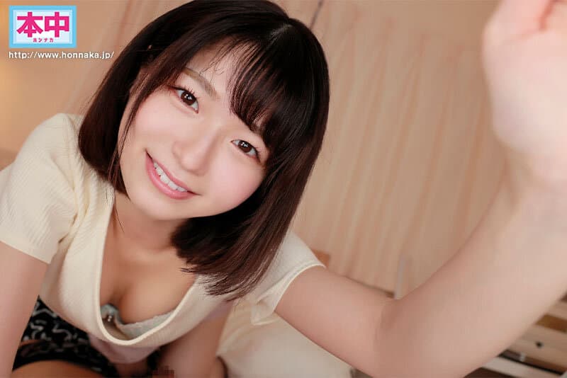 HNVR-093 【VR】おい、弟！お姉ちゃんで童貞卒業しとく？可愛いお姉ちゃんの弟になれるVR 僕のことを好きすぎるお姉ちゃんがイキナリ僕の家に泊まりに来て、おもちゃのように可愛がられてナマで抜かれた2泊3日 倉本すみれ