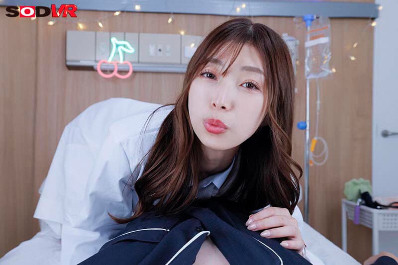 DSVR-1717 【VR】【8K】病院暮らしのボクを幼い頃から担当してくれている女医と筆おろし性交 初めての口淫、初めての挿入でドキドキ?バクバク病室セックス 今井栞菜