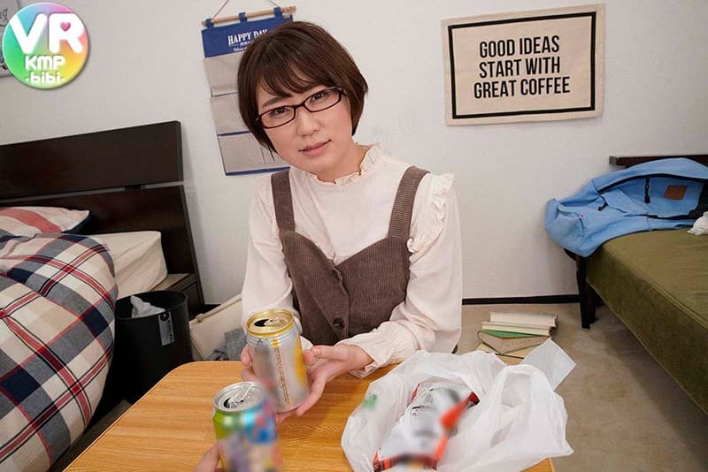 CBIKMV-015 【VR】突然同じ会社の後輩からの電話。普段は地味で真面目なので会社の相談事かと思ったら、まさかの展開に… 堀沢ゆい