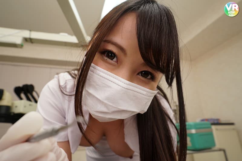 BIKMVR-061 【VR】「おっぱい丸出し」で診療してくれるという「歯医者」が存在するとの情報を聞きつけ突撃取材！！玉木くるみ